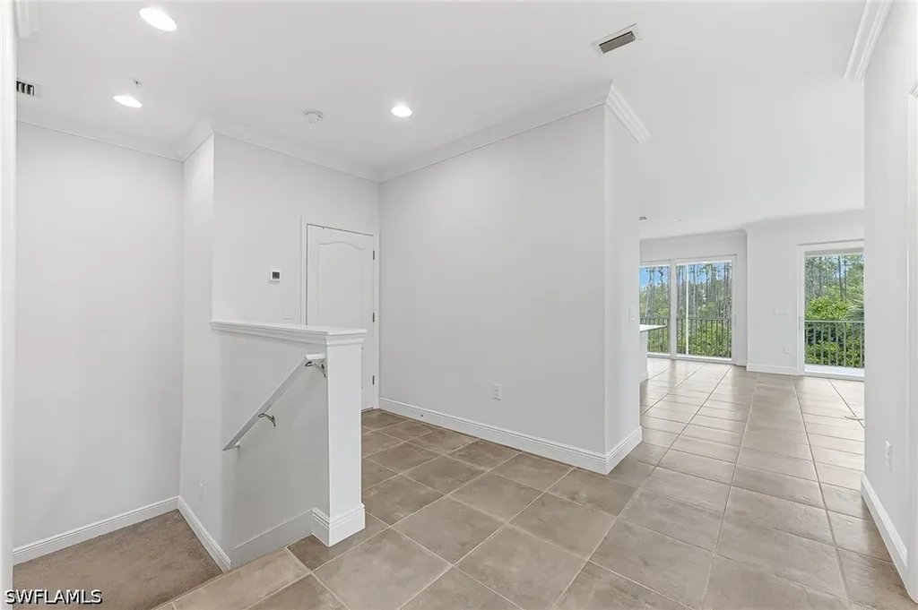 6969 Avalon Circle Naples FL 34112