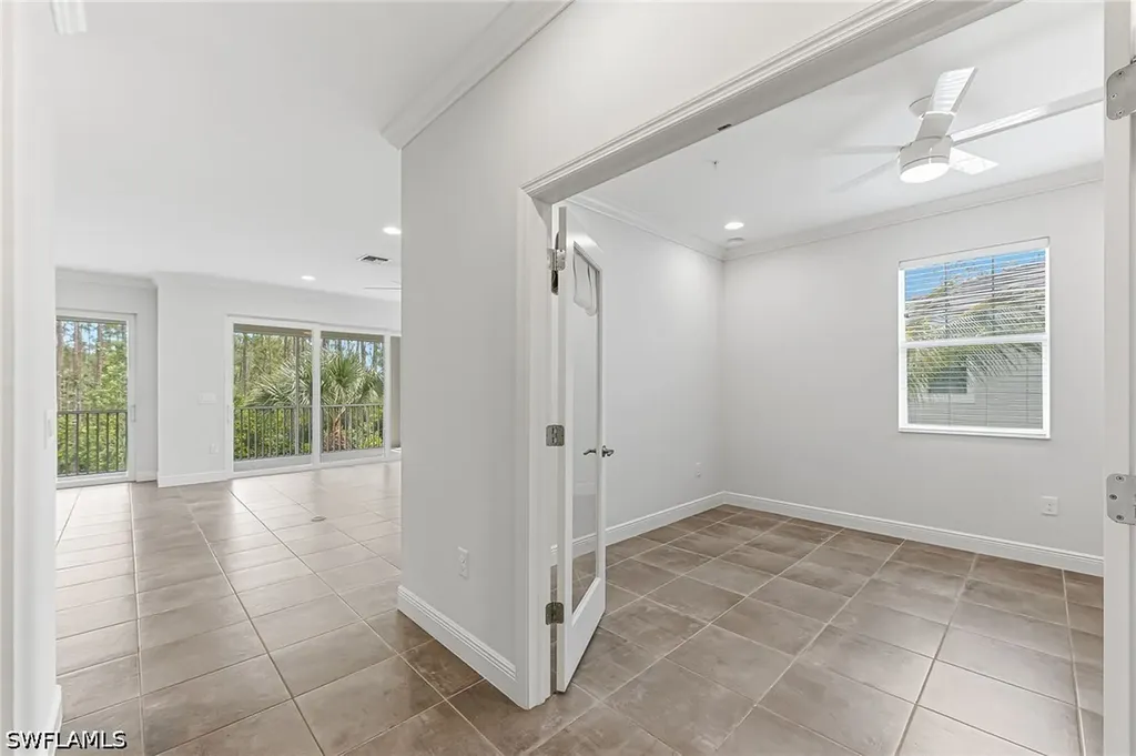 6969 Avalon Circle Naples FL 34112