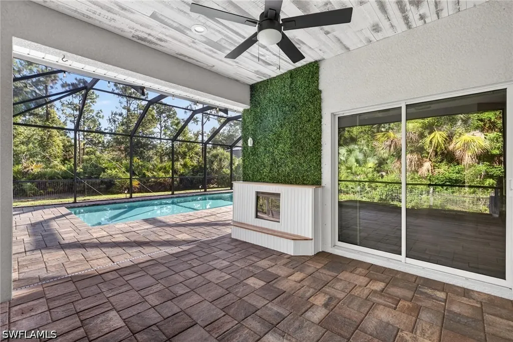 2131 22nd Avenue NE Naples FL 34120