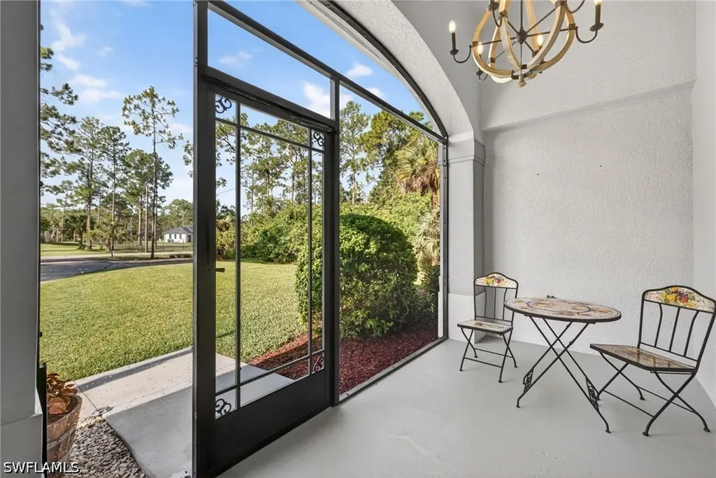 2131 22nd Avenue NE Naples FL 34120