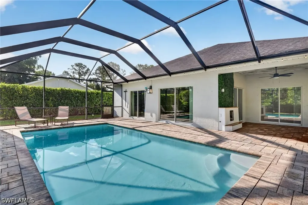 2131 22nd Avenue NE Naples FL 34120