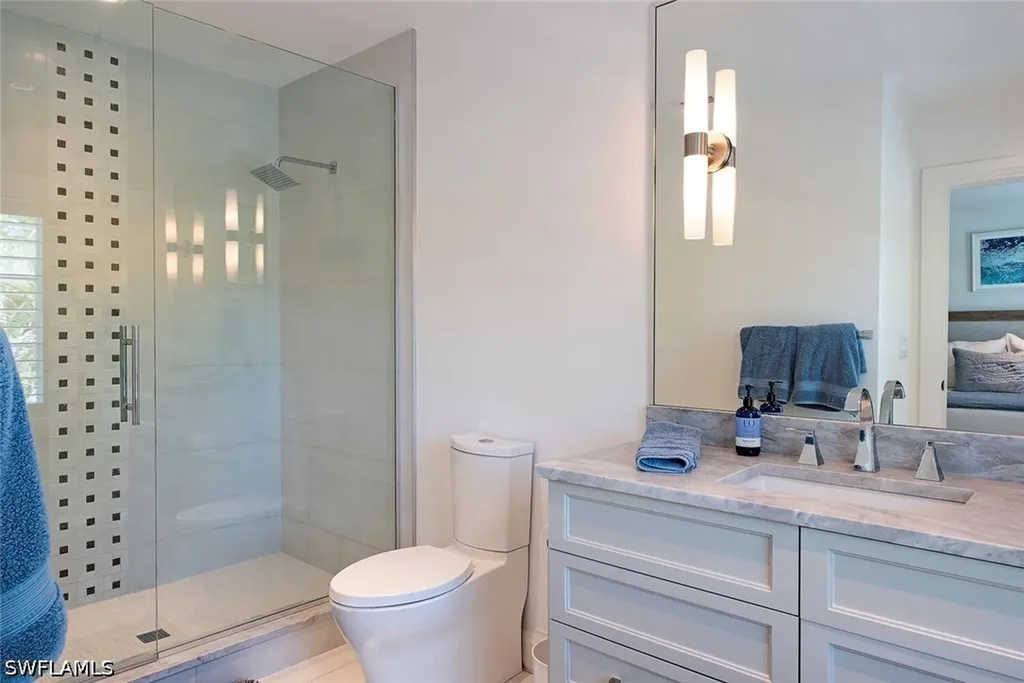 501 2nd Avenue N Naples FL 34102