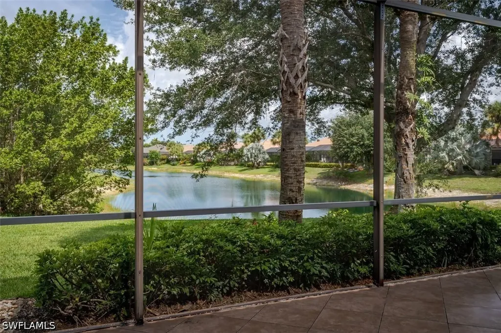 15821 Delaplata Lane Naples FL 34110