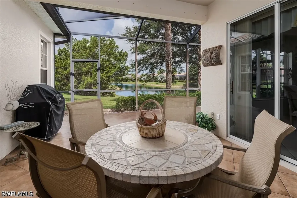 15821 Delaplata Lane Naples FL 34110