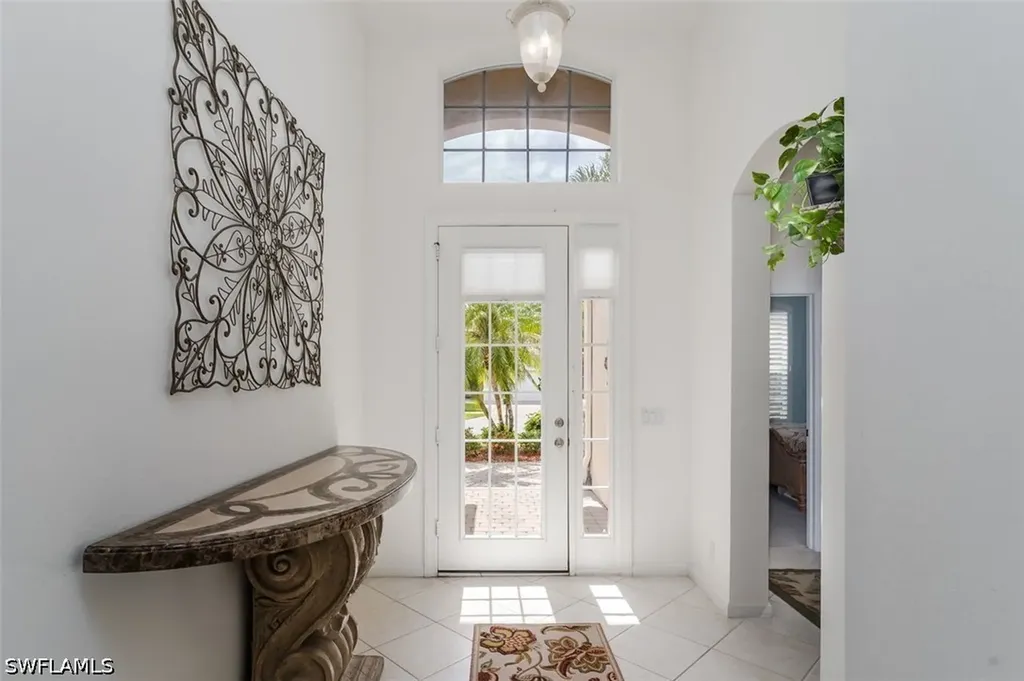15821 Delaplata Lane Naples FL 34110