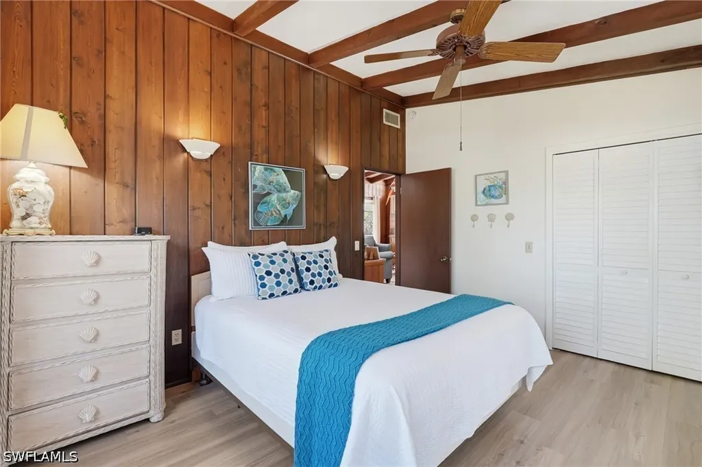 5370 / 5372 Palmetto Street Fort Myers Beach FL 33931