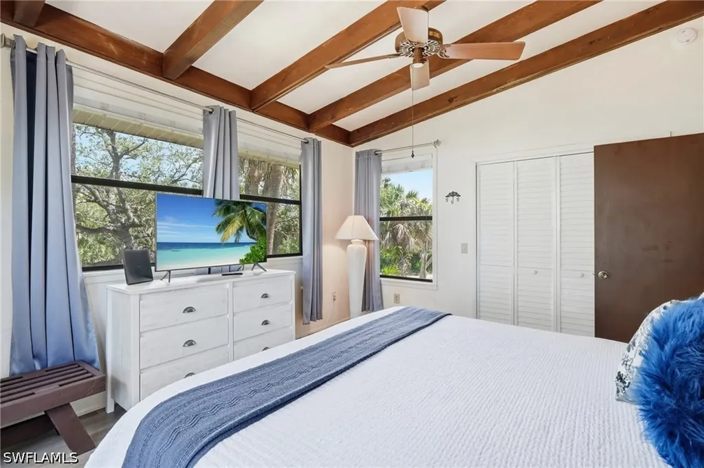 5370 / 5372 Palmetto Street Fort Myers Beach FL 33931