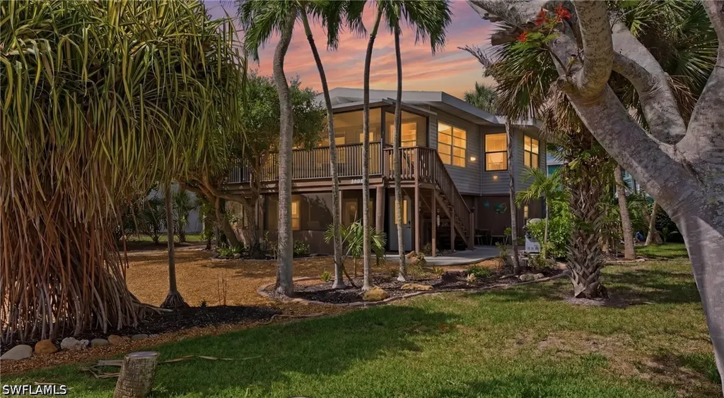 5370 / 5372 Palmetto Street Fort Myers Beach FL 33931