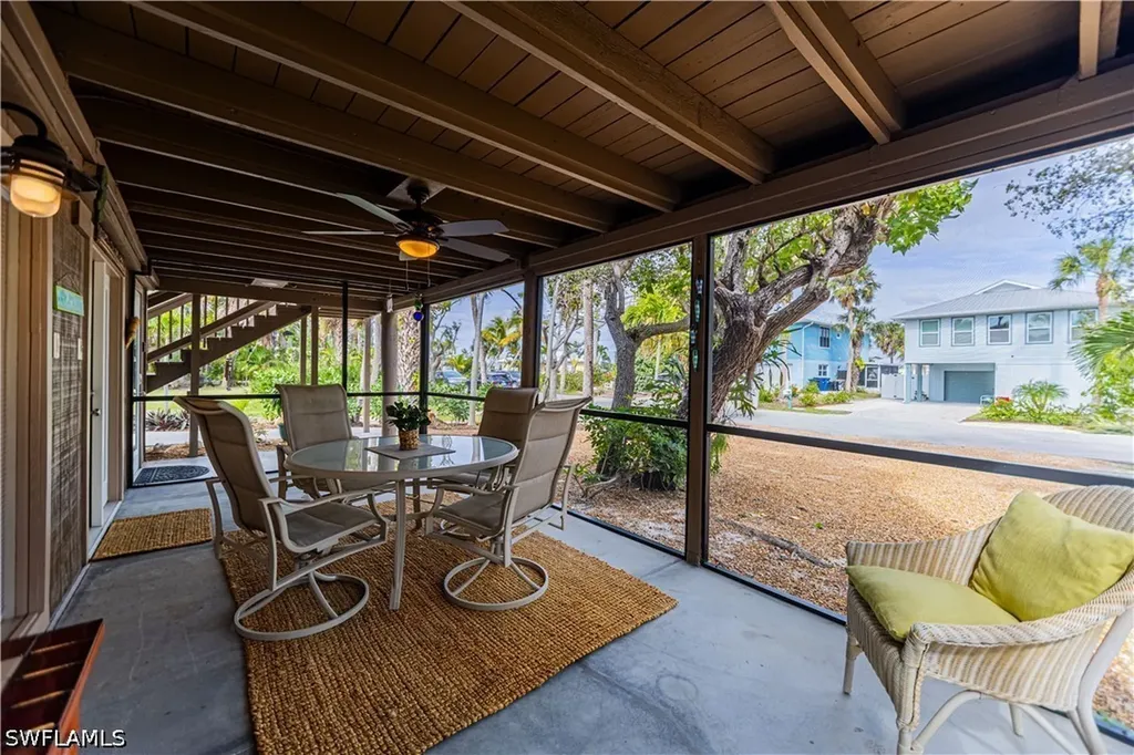 5370 / 5372 Palmetto Street Fort Myers Beach FL 33931