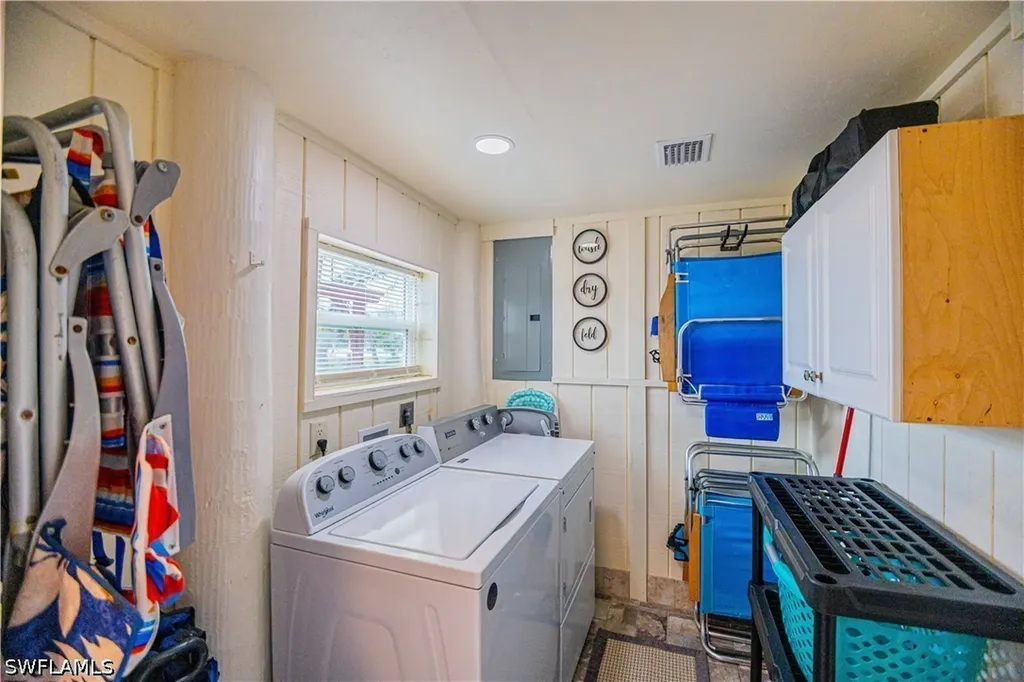 5370 / 5372 Palmetto Street Fort Myers Beach FL 33931