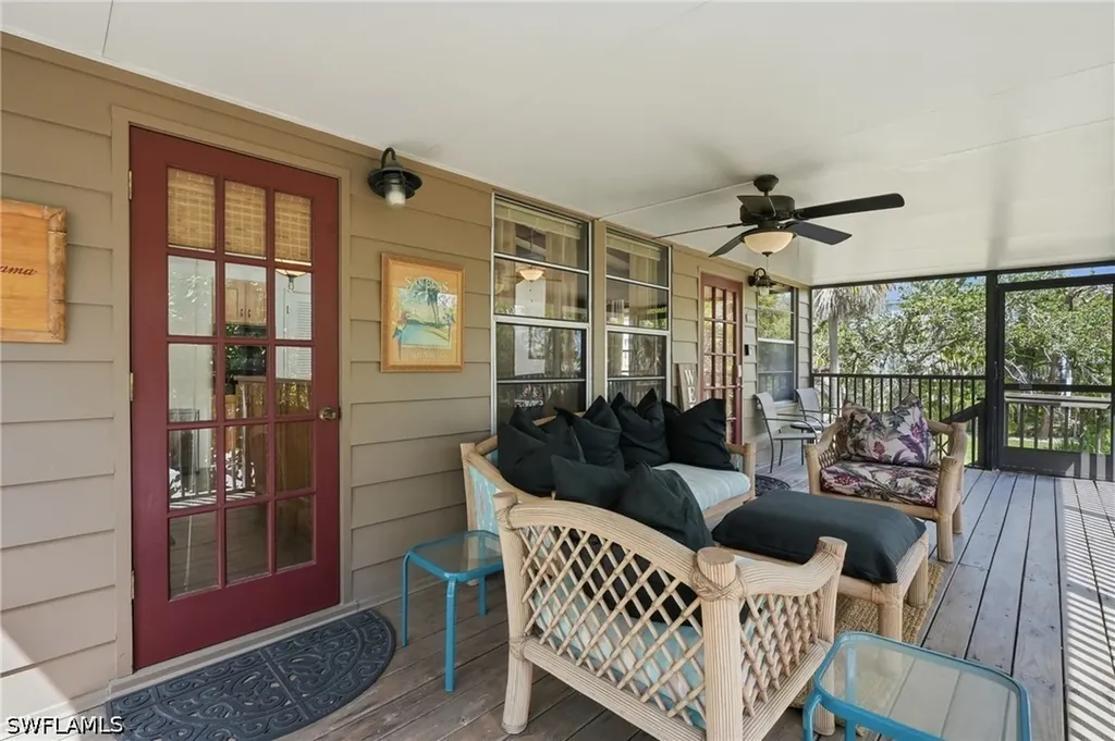 5370 / 5372 Palmetto Street Fort Myers Beach FL 33931