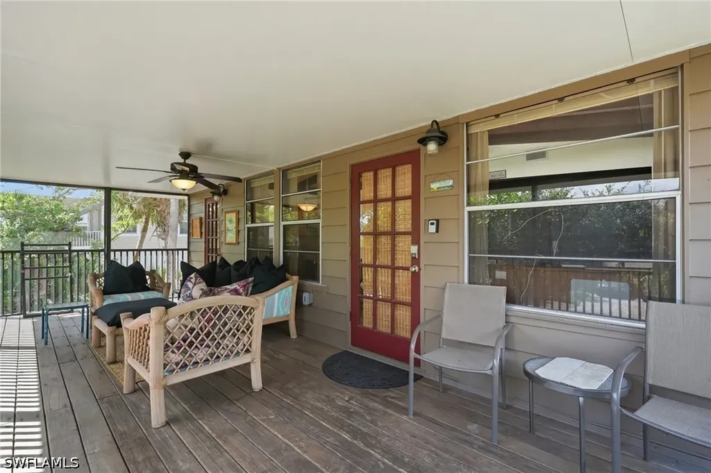 5370 / 5372 Palmetto Street Fort Myers Beach FL 33931