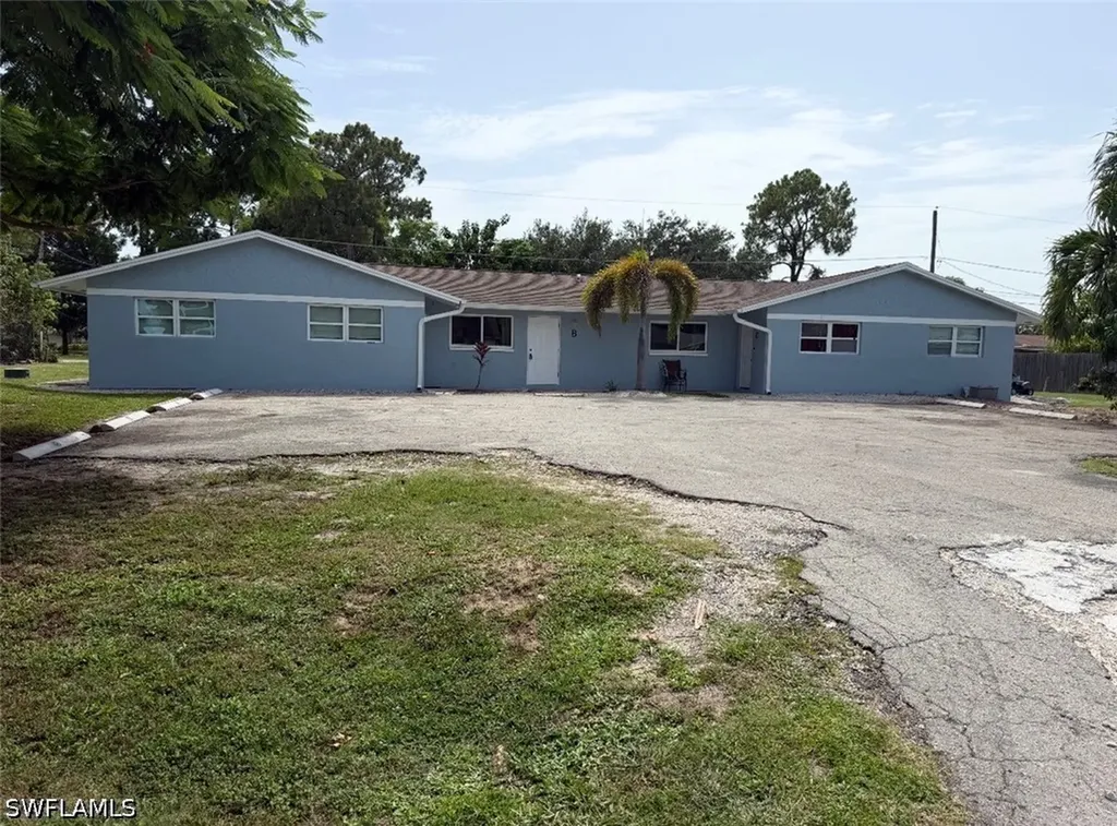 2601 47th Terrace SW Naples FL 34116