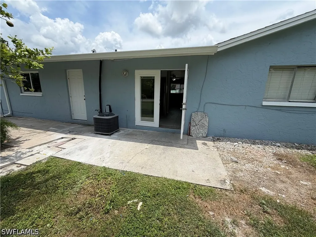 2601 47th Terrace SW Naples FL 34116