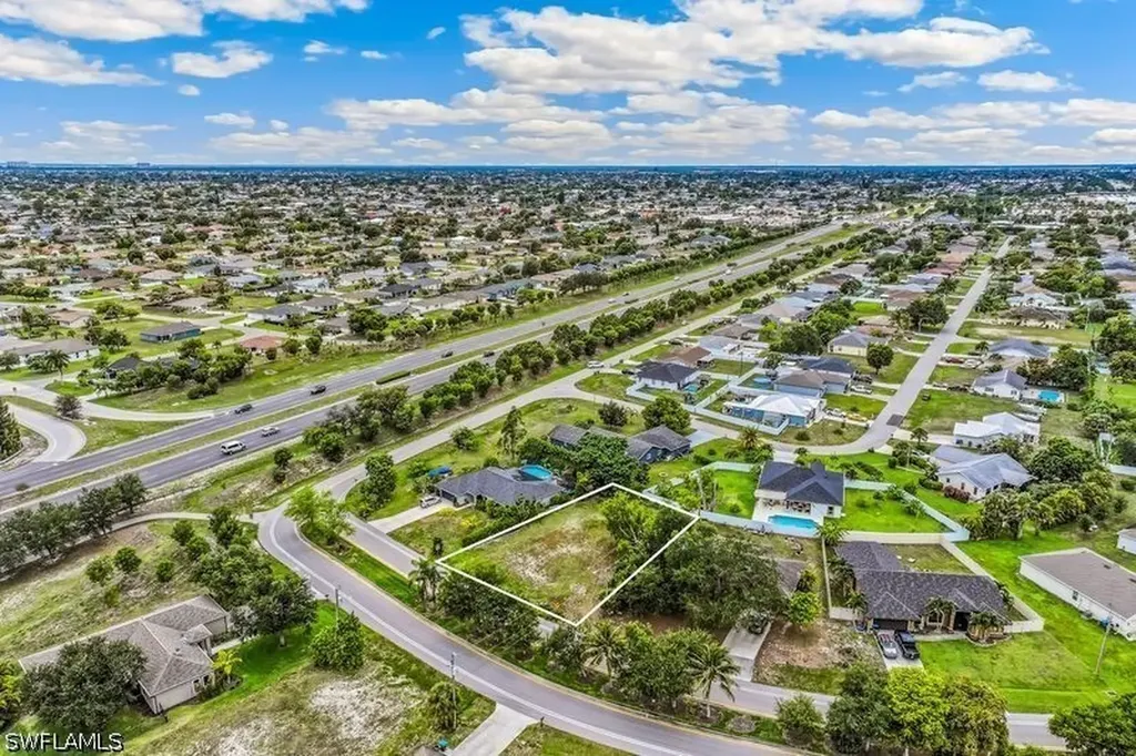 2516 Aviation Parkway Cape Coral FL 33904