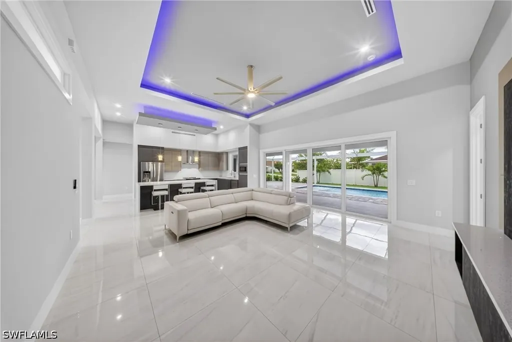 2929 SW 6th Place Cape Coral FL 33914