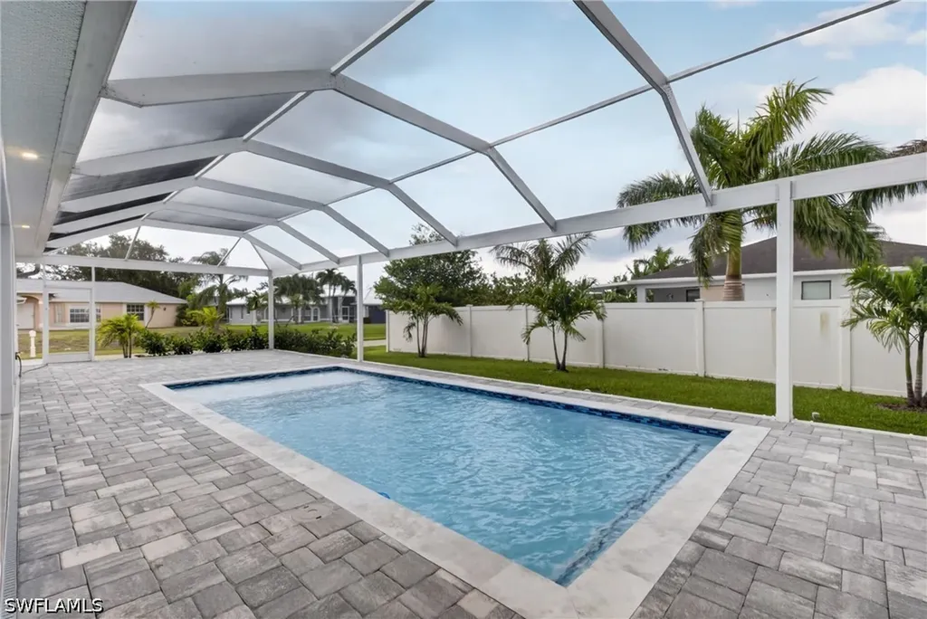 2929 SW 6th Place Cape Coral FL 33914