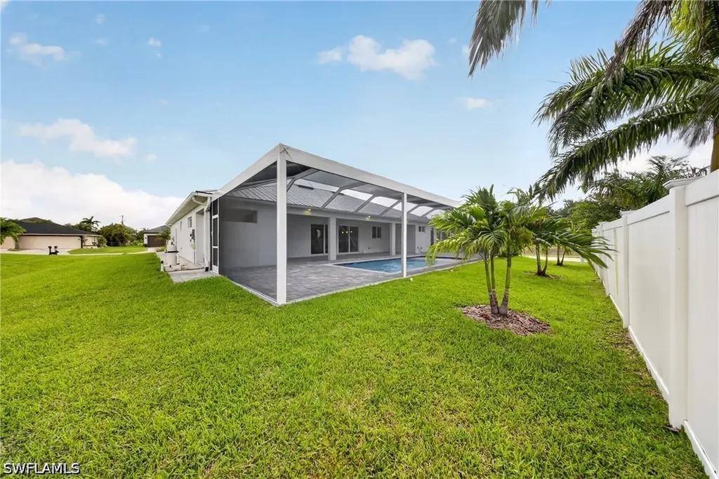 2929 SW 6th Place Cape Coral FL 33914