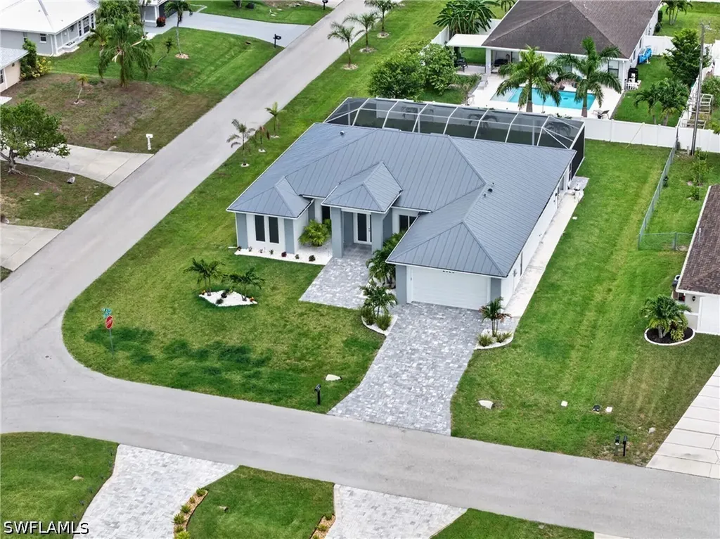 2929 SW 6th Place Cape Coral FL 33914