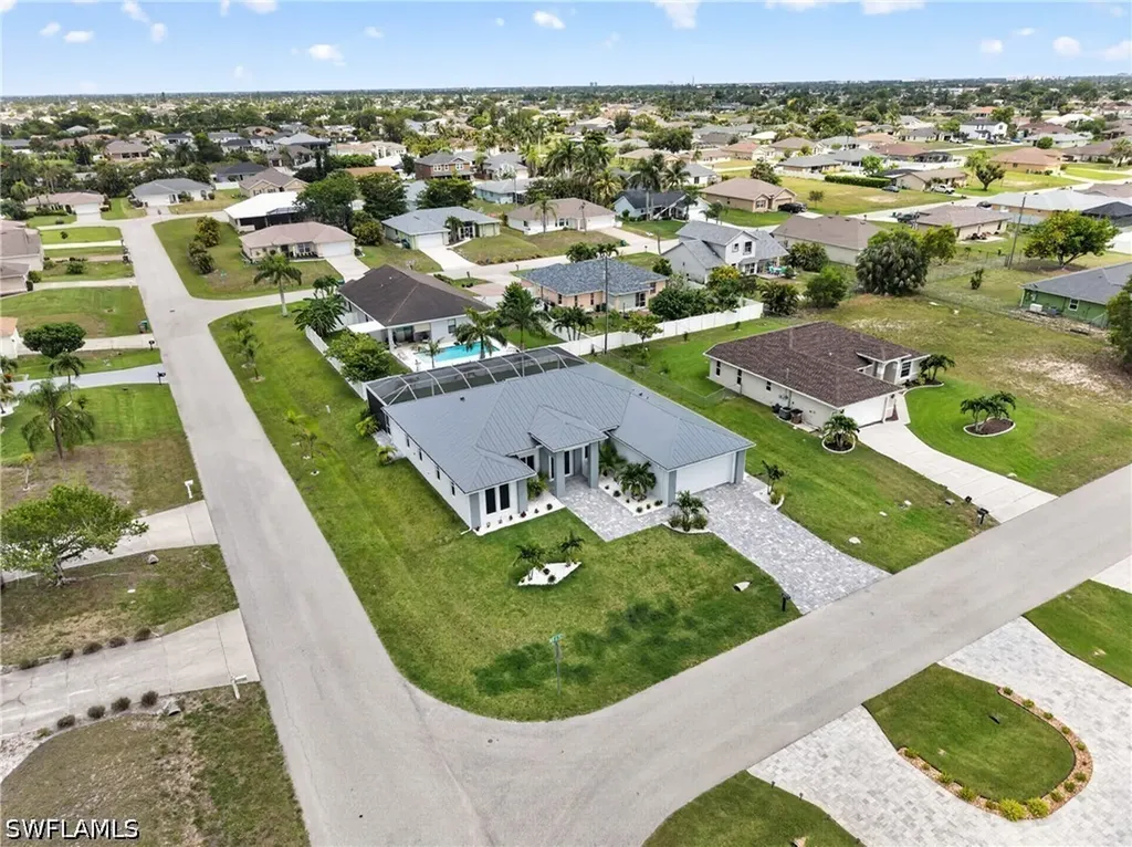 2929 SW 6th Place Cape Coral FL 33914