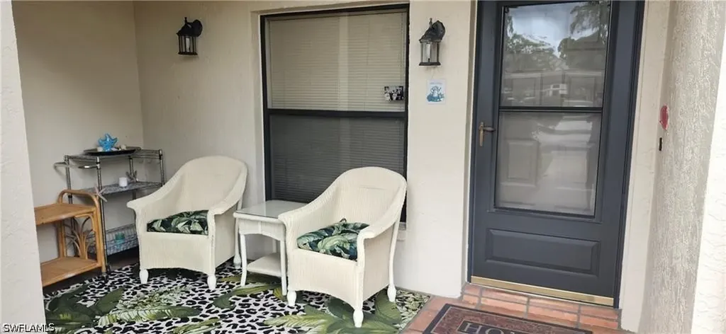 192 Fox Glen Drive Naples FL 34104