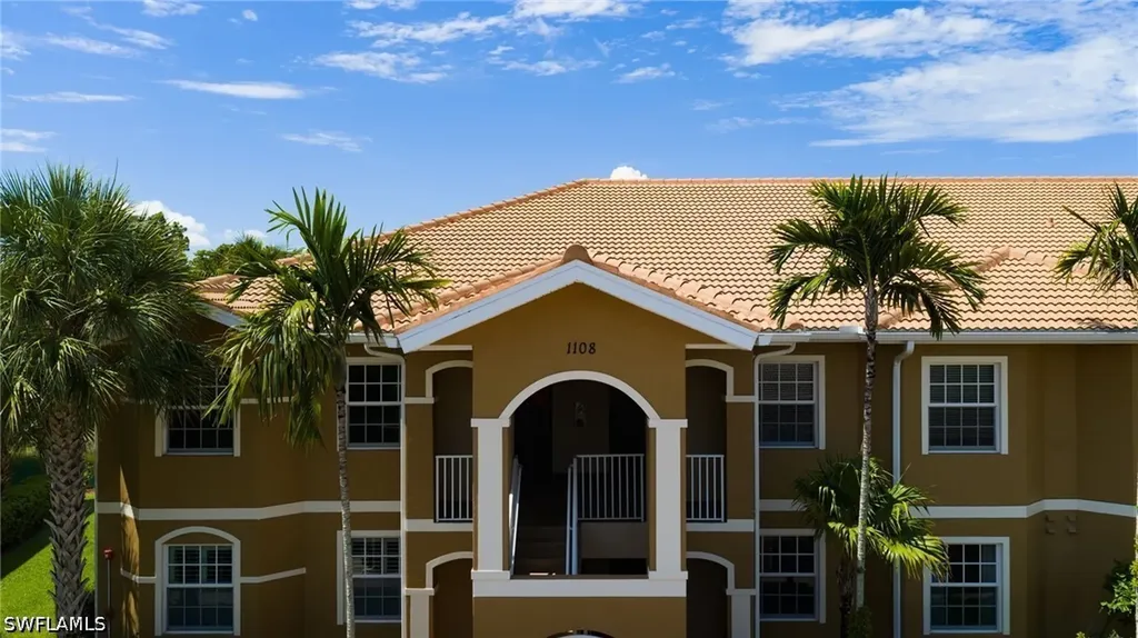 1108 Winding Pines Circle Cape Coral FL 33909