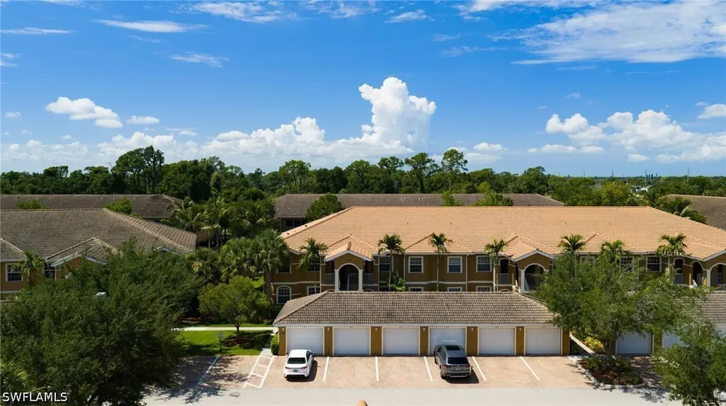 1108 Winding Pines Circle Cape Coral FL 33909
