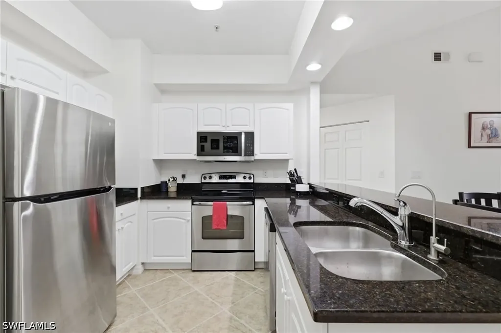 1108 Winding Pines Circle Cape Coral FL 33909