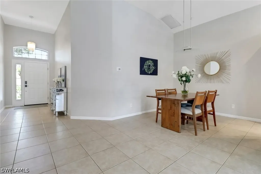 6773 Southern Oak Court Naples FL 34109