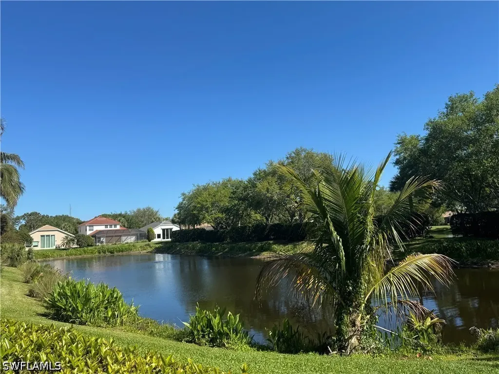 6773 Southern Oak Court Naples FL 34109