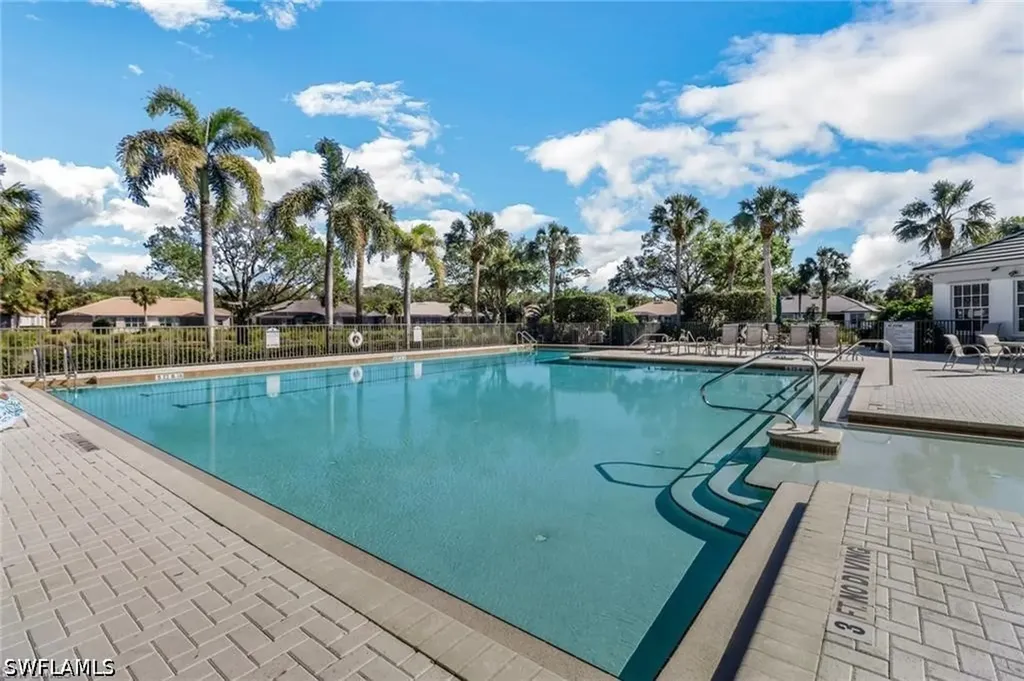 6773 Southern Oak Court Naples FL 34109
