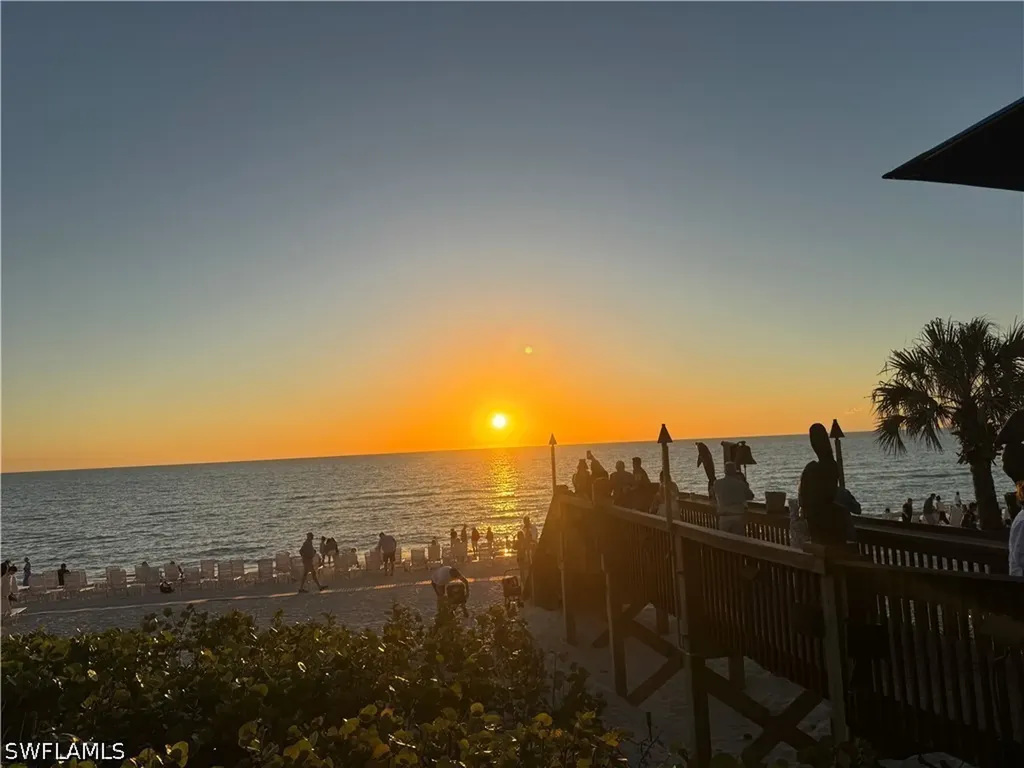 6773 Southern Oak Court Naples FL 34109