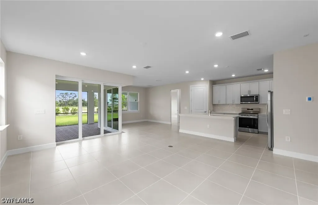 7140 Chapel Creek Lane North Fort Myers FL 33917