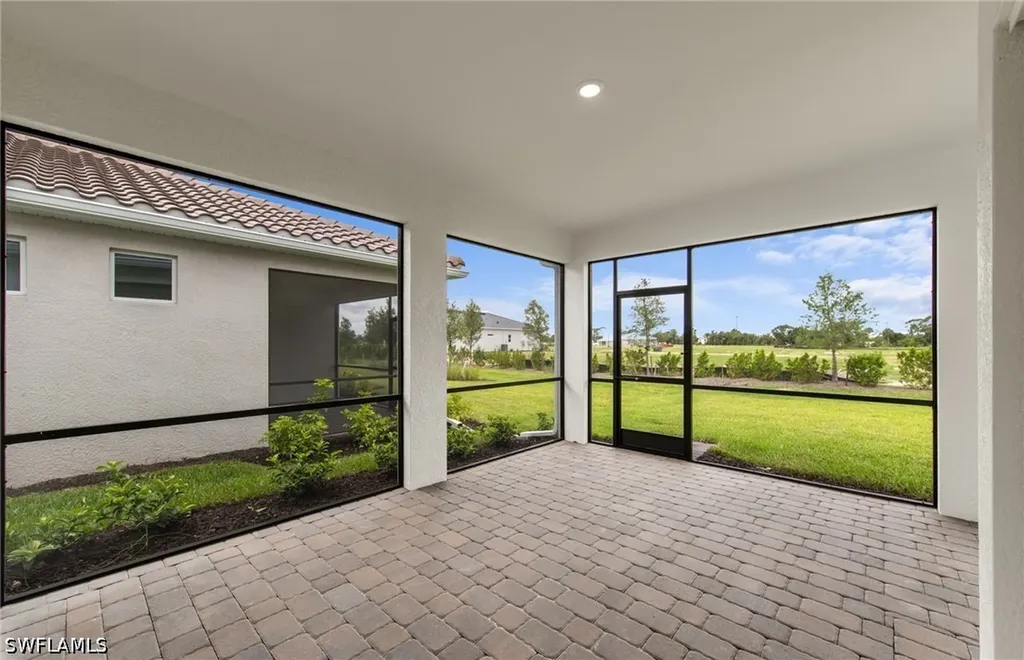 7140 Chapel Creek Lane North Fort Myers FL 33917