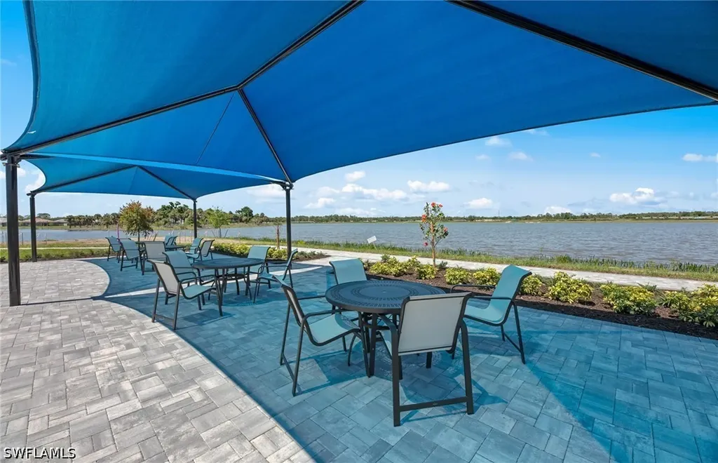 7140 Chapel Creek Lane North Fort Myers FL 33917