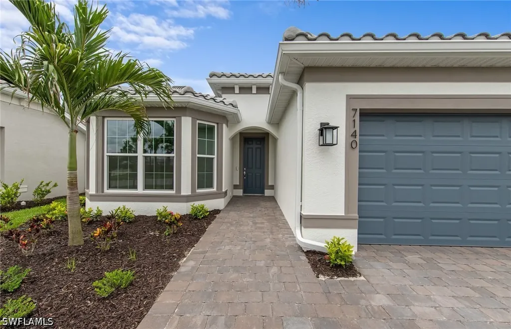 7140 Chapel Creek Lane North Fort Myers FL 33917