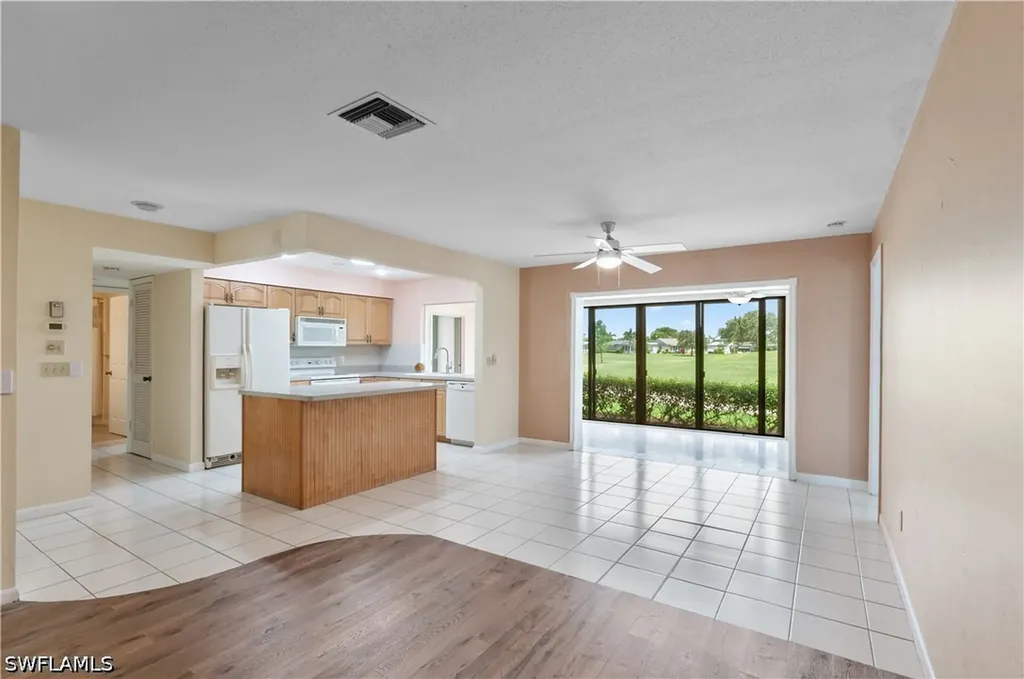 4105 Lakewood Boulevard Naples FL 34112