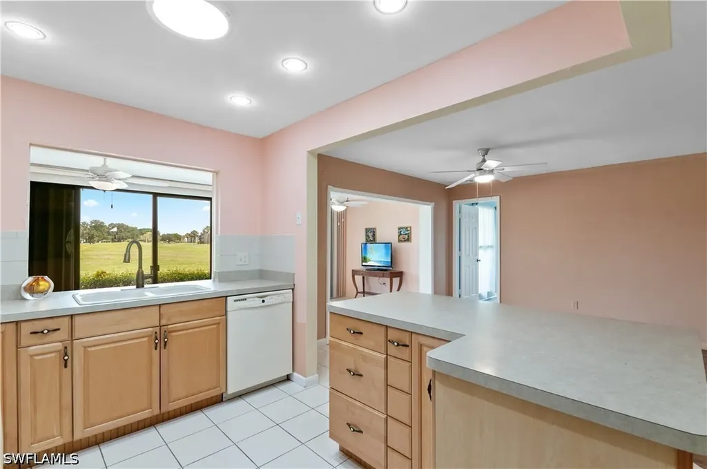 4105 Lakewood Boulevard Naples FL 34112
