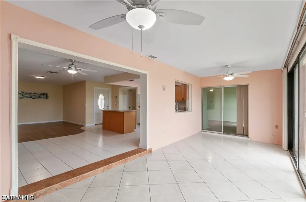4105 Lakewood Boulevard Naples FL 34112