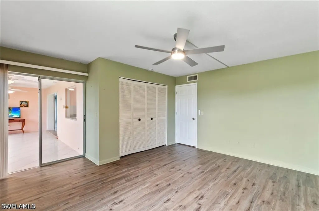 4105 Lakewood Boulevard Naples FL 34112
