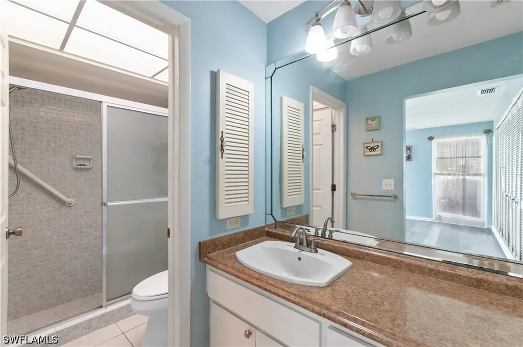 4105 Lakewood Boulevard Naples FL 34112