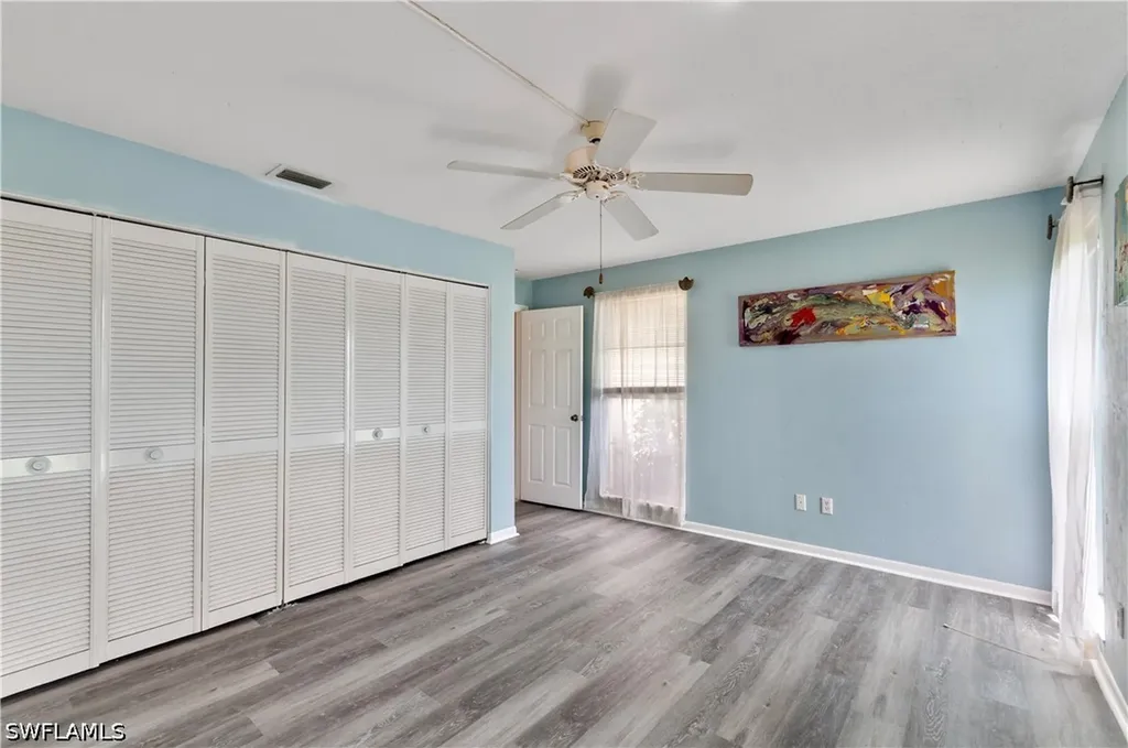 4105 Lakewood Boulevard Naples FL 34112