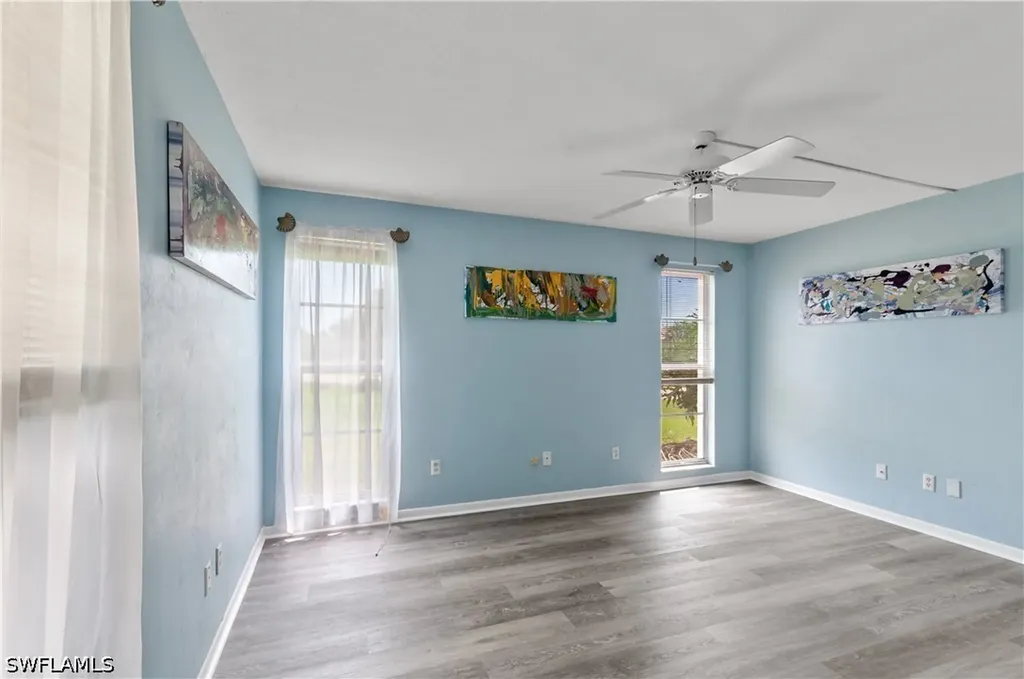 4105 Lakewood Boulevard Naples FL 34112