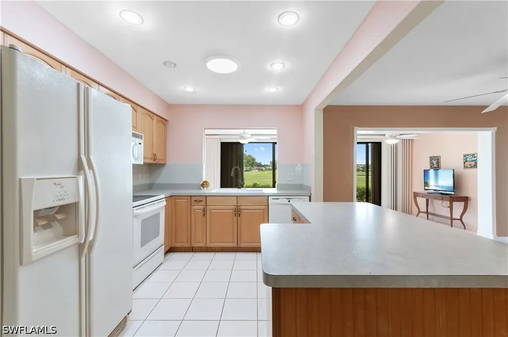 4105 Lakewood Boulevard Naples FL 34112