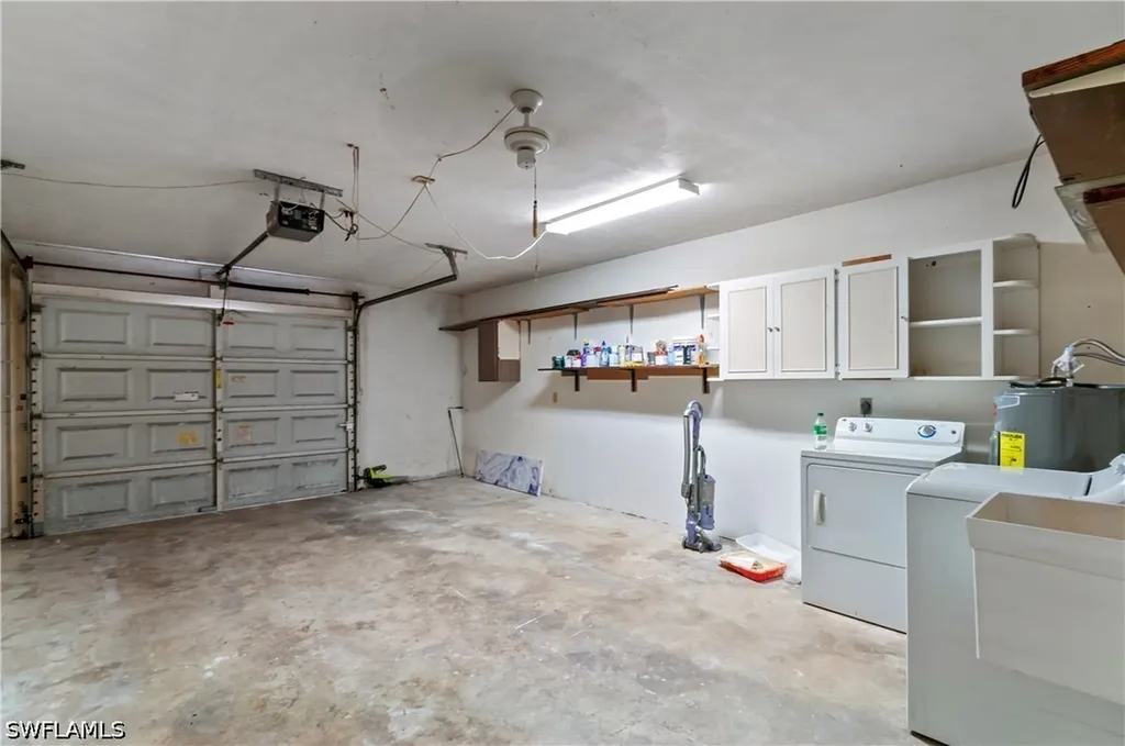 4105 Lakewood Boulevard Naples FL 34112