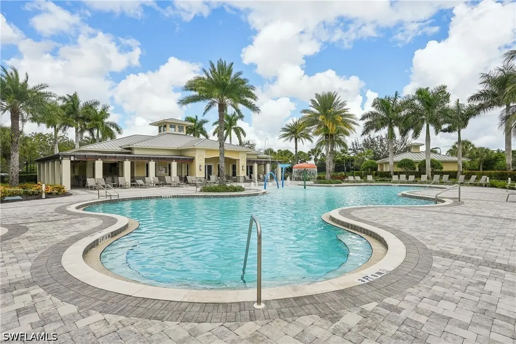 1751 Alameda Drive Naples FL 34120