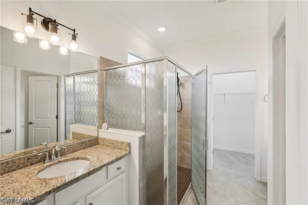 1751 Alameda Drive Naples FL 34120