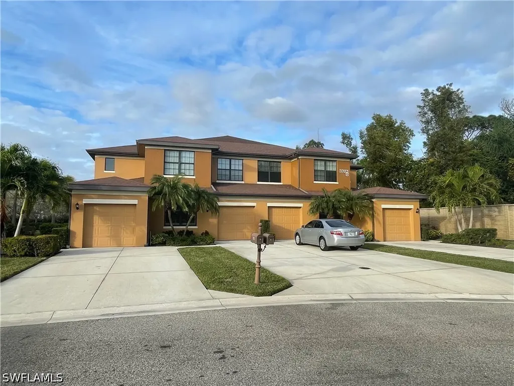 3702 Pino Vista Way Estero FL 33928