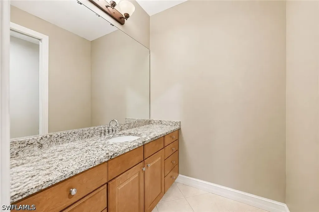 9126 Chula Vista Street Naples FL 34113