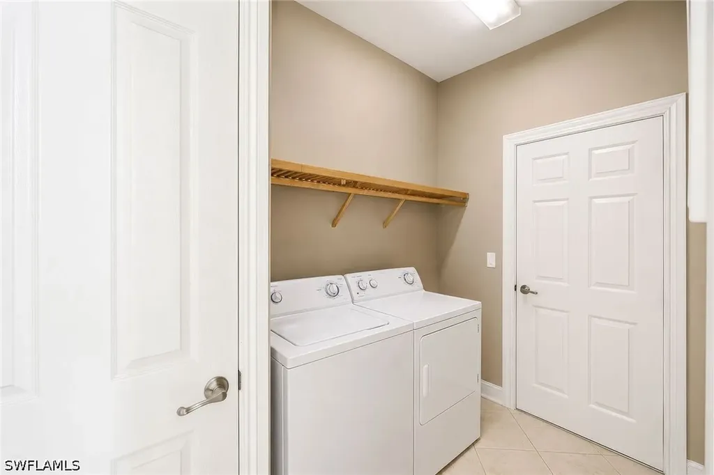 9126 Chula Vista Street Naples FL 34113